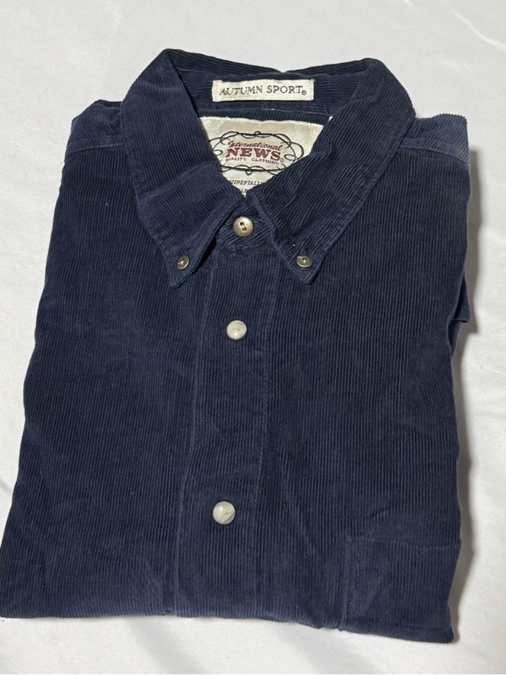 International News Quality Clothing Men’s Navy Blue Corduroy Shirt  Medium VTG